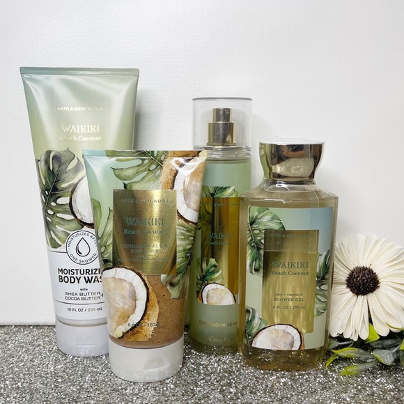 Bath & Body Works Waikiki Beach Coconut Tropical Gift Set Nwt - Picture 2 of 7